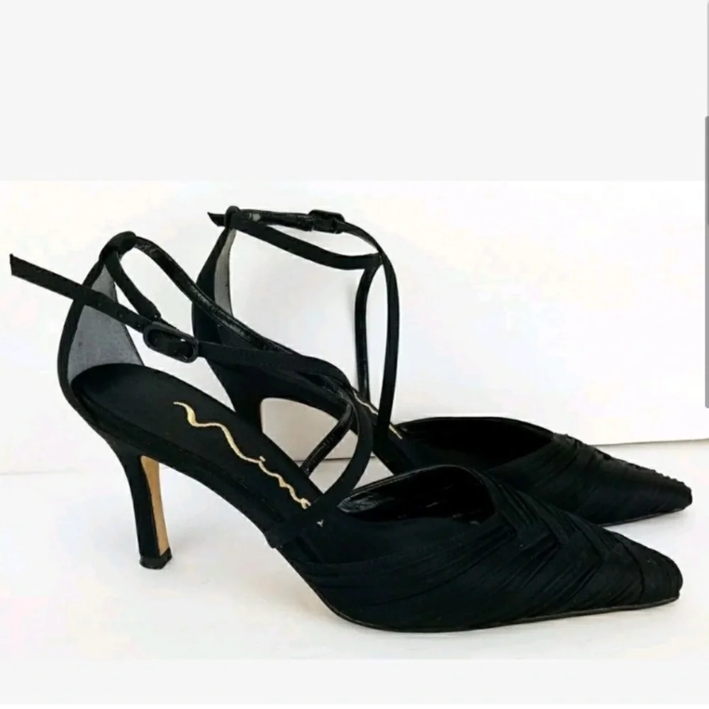 Nina sienna sling back black satin heels size 9